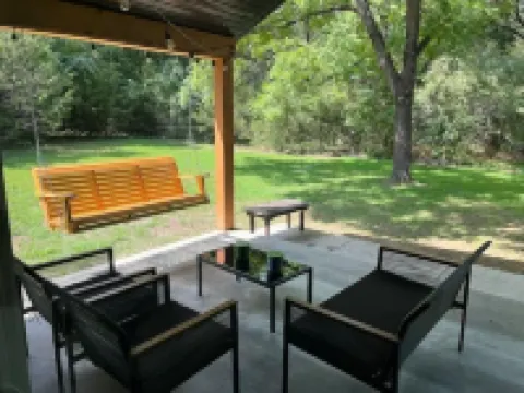 The Point a modern Retreat at Table Rock Lake - two blocks from water