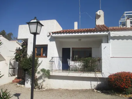 BUNGALOW (SAT SMARTTV & INTERNET 300 MB)-COVETA FUMA -EL CAMPELLO