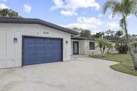 Vero Beach Paradise - 3 BR Unit near Downtown & Beaches