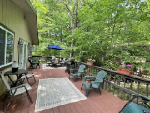 Perfect Poconos Retreat, .5 miles -Beach & Pool, Huge Game Room, Pet Friendly!