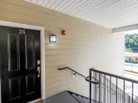 Fully Renovated 2BR Condo walking distance to Ole Miss Campus!