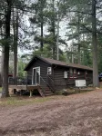 Cozy cabin on Grindstone Lake in Hayward