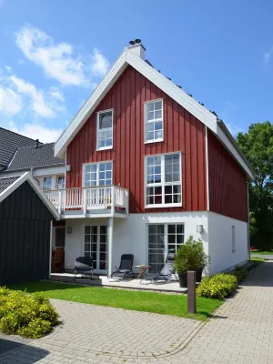 Luxurious apartment in top location in Greetsiel with private hot tub and fireplace