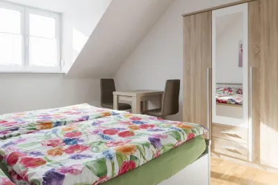Spacious apartment with balcony and elevator with mountain views Hotels near Andechs Monastery