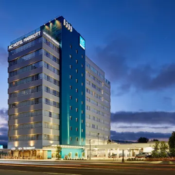 AC Hotel Beverly Hills Отели рядом с достопримечательностью «Фэрфакс»