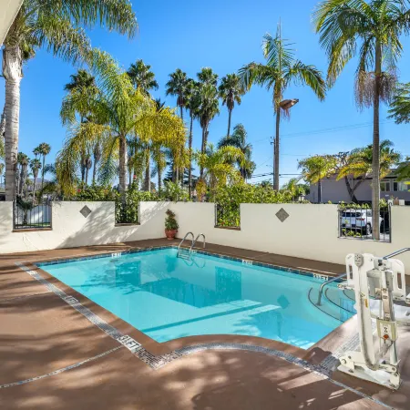 Best Western Plus Carpinteria Inn