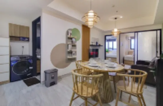 2BR Collins W/ Pool