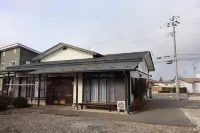 decopinhouse Hotel dekat JR Shin-Hanamaki station