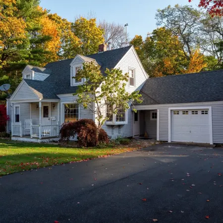 In-Town Glen Mary Cottage