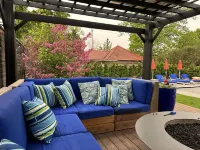 9 Bedroom Historic Summit Mansion With Pool And Hot Tub