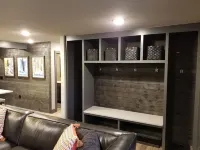 Beautiful 3 Bed/ 3 Bath with Great Location! Renovated!!