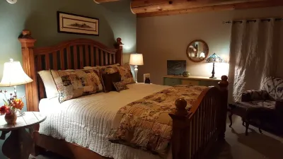 Where beautiful scenery is unavoidable! Fly-fishing, hiking/family time w/pets! Hotels near Norris Hot Springs