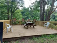 Lodge in the Pines near Wellsboro, Pa. Along Pine Creek. Hot Tub