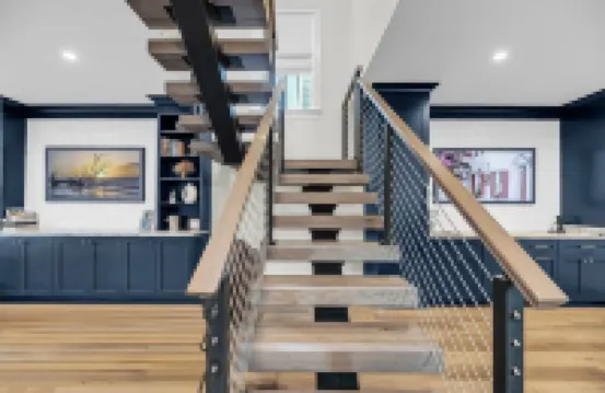 Great Downtown Charleston Location!