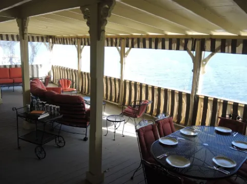 YOUR LUXURY GETAWAY! Elegant residential suite + dock + covered veranda
