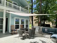 Lakefront on South Grand with Private Dock! Sleeps 8, 4 Bath - 2 full & 2 half