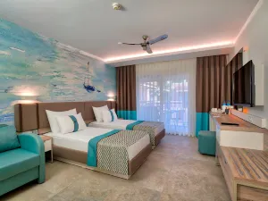 Pirate's Beach Club