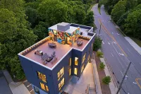 The Finch - 2 bedroom condo w/ Elevator, Roof deck, WiFi in enchanting Asheville