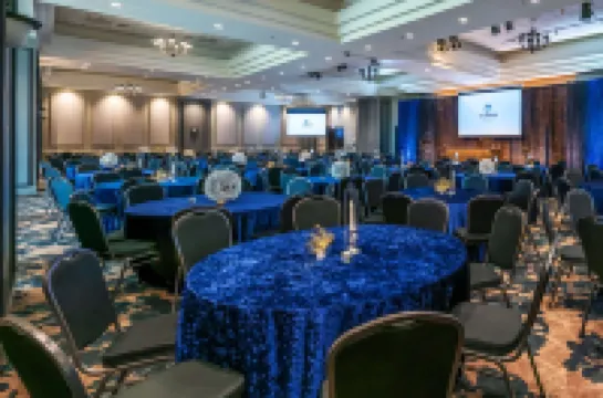 คลาริออน โรงแรม & คอนเฟอร์เรนซ์เซ็นเตอร์ แอบบอทสฟอร์ด