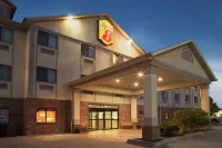 Super 8 by Wyndham Perryville Hotels in Perryville