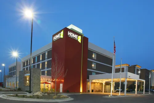 Home2 Suites by Hilton Nampa Hotels in Nampa