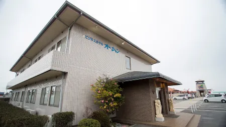 Business Hotel Ocean Отели рядом с достопримечательностью «Kaike Hot Spring Shrine»