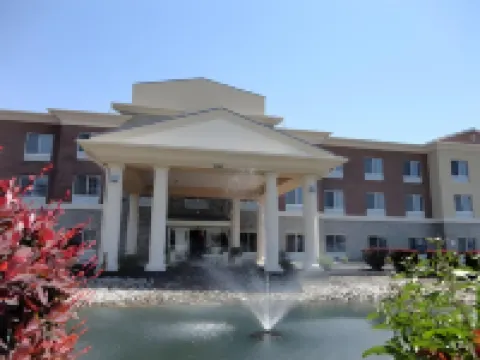 Holiday Inn Express & Suites INDIANAPOLIS NORTH - CARMEL by IHG Hotels in Carmel