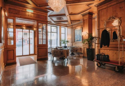 킹스 호텔 센터 슈페리어 객실 사진