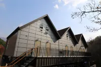 Gwangyang Banwol Sanjang Hotels in Gwangyang