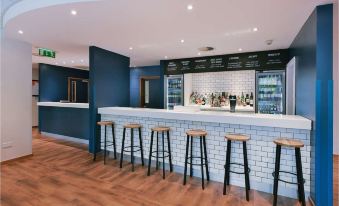 Travelodge Swansea Central