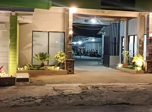 Bromo Family Guest House - Pensions