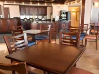 Pear Tree Inn Sikeston فنادق في Miner