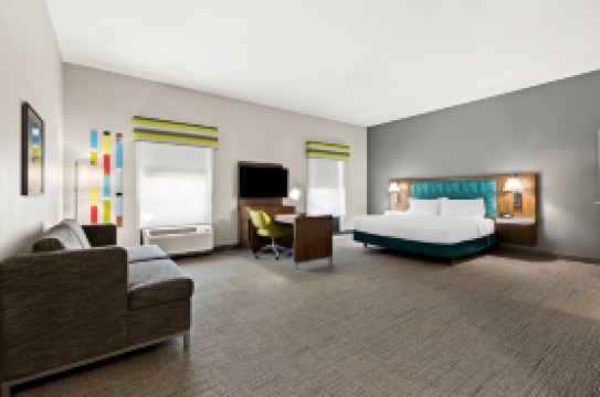 Hampton Inn & Suites Canton