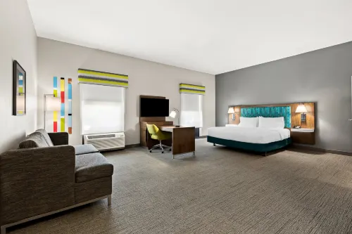 Hampton Inn & Suites Canton Hotels in Plain Township