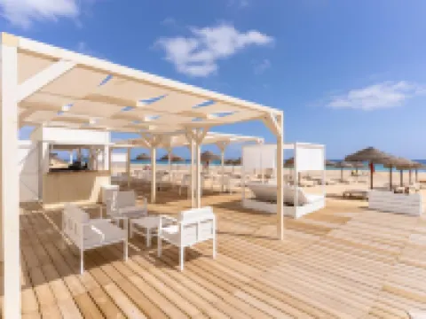 Vila Baleira Suites Hotels in Cabeco Da Ponta