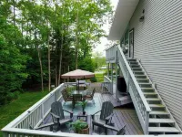 3-Bedroom 2 Bath Cozy Chalet 1 Mile From Mountain! Hotels in Hunter