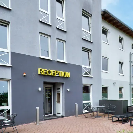 B&B HOTEL Offenbach-Süd