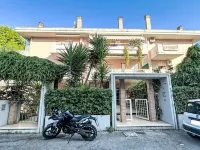 Leoncavallo Hotel a 