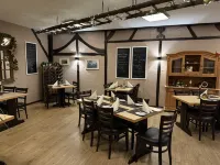 Pension im Wirtshaus Himberg Hôtels à : Bad Honnef am Rhein