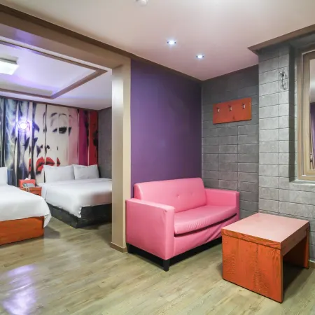 Hotel Lie