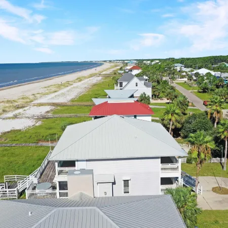 White Pelican by Pristine Property Vacation Rentals