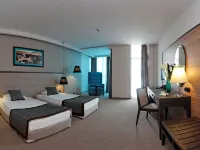 Astera Hotel & Spa with Free Private Beach Hotels in Zlatni pjasătsi