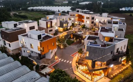 Jeju Hermenhouse Отели рядом с достопримечательностью «Shinhwa Theme Park»