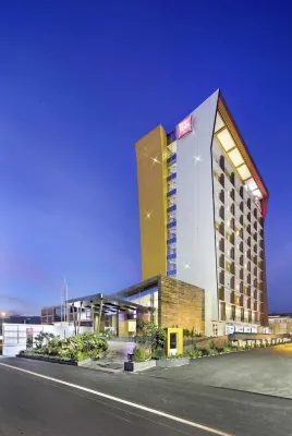 Ibis Padang Hotels near Pantai Air Manis