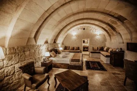 Kismet Cave Mansion