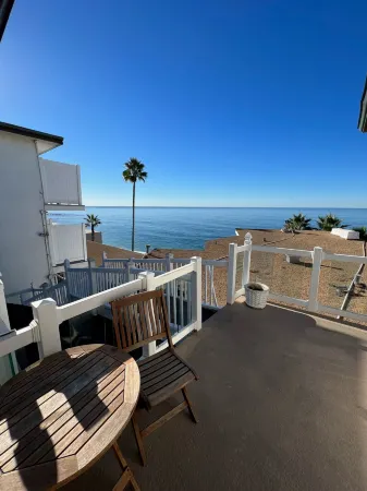 Capri Laguna on the Beach - A Boutique Hotel Отели рядом с достопримечательностью «Laguna Beach Cliff Hike»