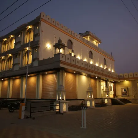 Hotel Neva Ji Palace