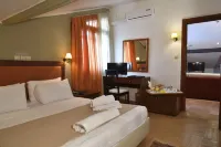 Four Seasons Hotel
