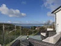 Hazelmere - Woolacombe-4 Bed-Sleeps 10-Tjshh Hotels in Woolacombe