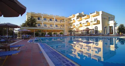 Kouros Hotel Hotels in der Nähe von Presentation of Holy Mary (Metropolis)